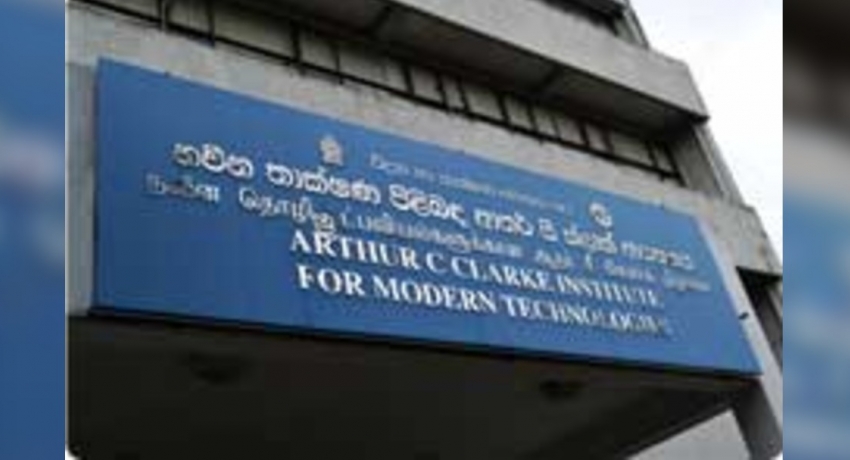 චීන රොකට්ටුවේ පහළ කොටස අද පෘථිවියට: මෙරටට අවදානමක් නැහැ..- ආතර් සී. ක්ලාක් මධ්යස්ථානය