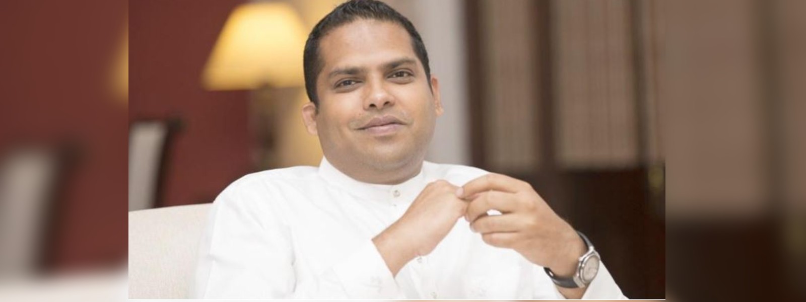 හරීන්ගෙන් මෘදු මත්පැන් බලපත්‍ර ගැන දැනුම්දීමක්