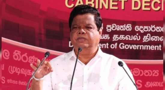 අමාරු යුගයක් තමයි එළඹෙන්නේ