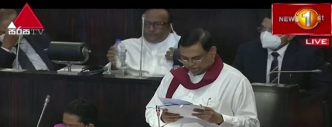 පාර්ලිමේන්තුව විනාඩි 10කට කල් තැබේ