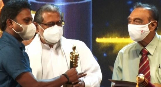 News 1st,සිරස සහ ශක්ති FM සම්මානවලින් පිදුම්ලබයි