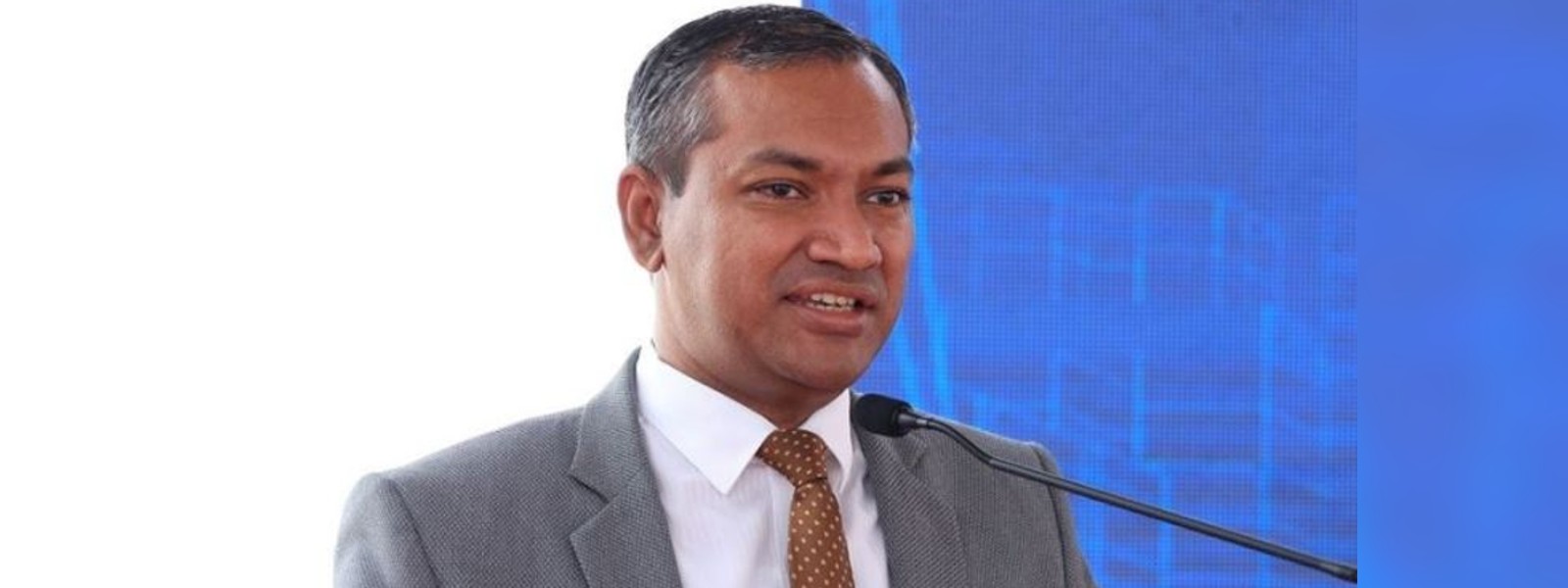 ඕෂධ සේනානායක TRC අධ්‍යක්ෂ ධුරයෙන් ඉල්ලා අස්වෙයි..