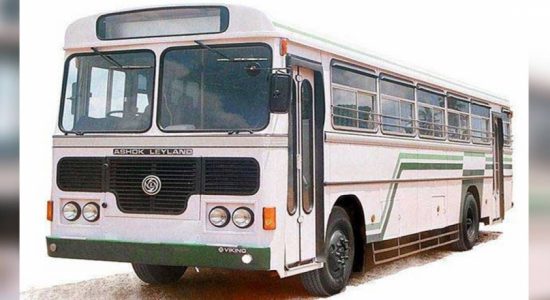 ‍මාර්ග අංක 100/101 පෞද්ගලික බස් වර්ජනයක්  