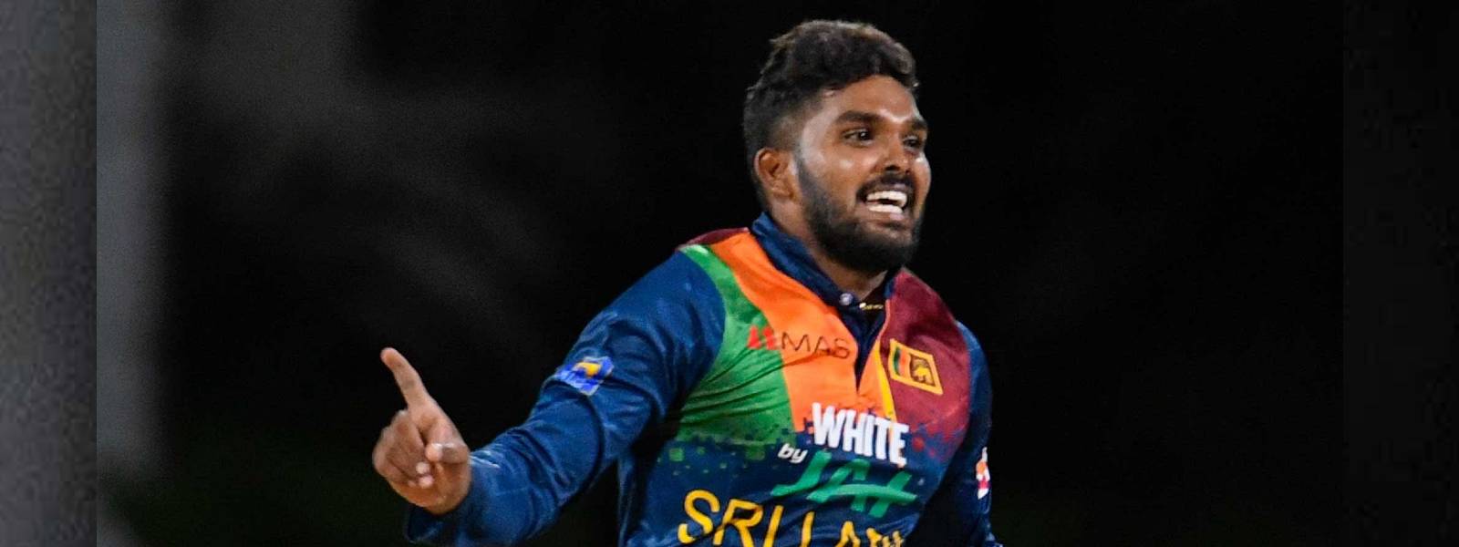 වනිඳු හසරංගට කොවිඩ් 