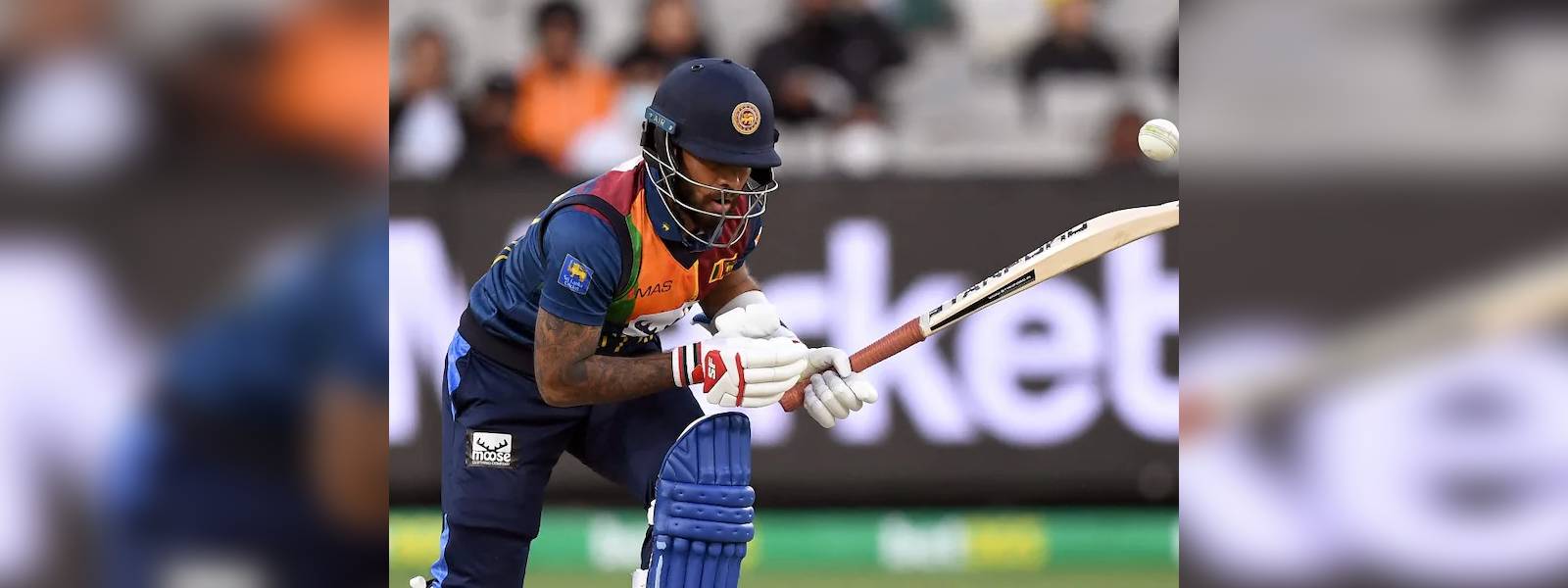 ඔස්ට්‍රේලියාවේ 5 - 0 සිහිනය ශ්‍රී ලංකාව බොඳ කරයි
