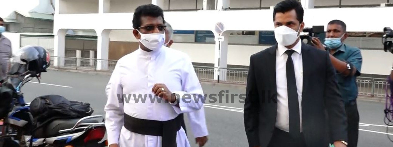 ජූඩ් ක්‍රිශාන්ත ප්‍රනාන්දු පියතුමා CIDය හමුවට 
