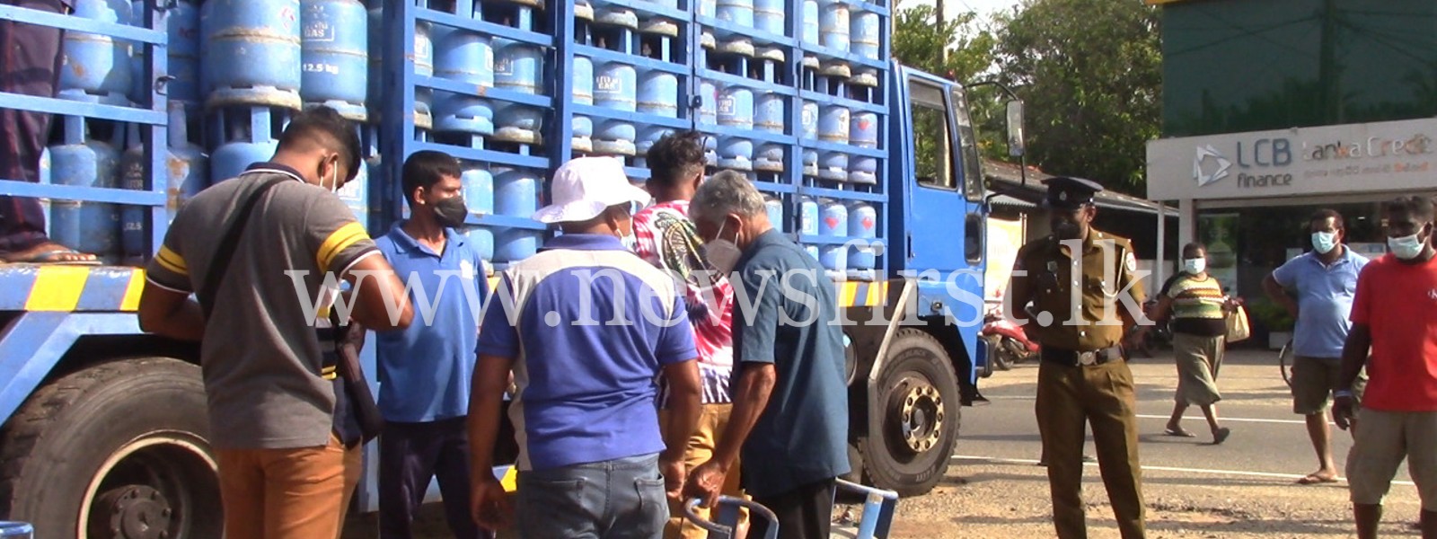 ගෑස් හිඟය තවත් සතියක් ... ලිට්‍රෝ කියයි 