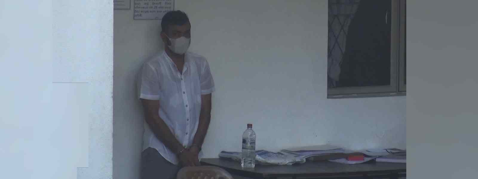 කැලණි සරසවි සිසුන්ට පහර දුන් පුද්ගලයා රිමාන්ඩ්.. 