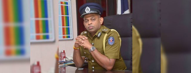 දේශබන්දු තෙන්නකෝන් දවස් 14කට නිවාඩු යයි