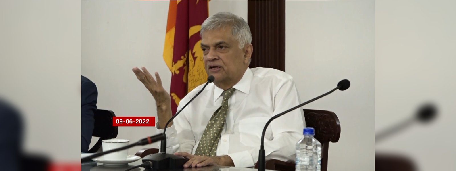 ශ්‍රී ලංකාව ගෙවුම්ශේෂ ප්‍රශ්නයකට මුහුණදීලා ඉන්නේ