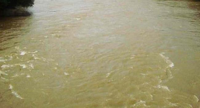 කළු ගඟ ආශ්‍රිත පහත්බිම් අවට නම්, අවධානෙන්...