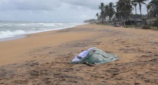 රත්මලානේ වෙරළට මළ සිරුරක් ගොඩ ගසයි