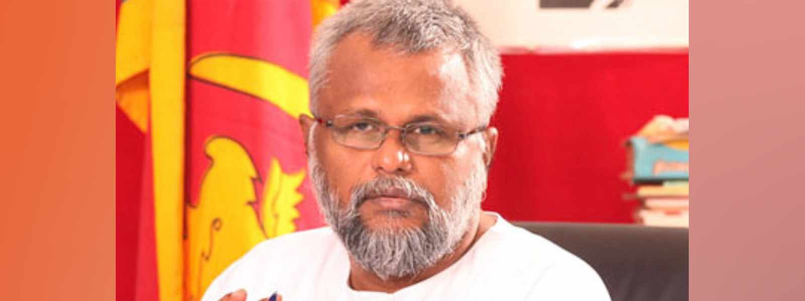ඉන්දීය අත්අඩංගුවෙන් තරුණයින් නිදහස් කර ගන්නවා