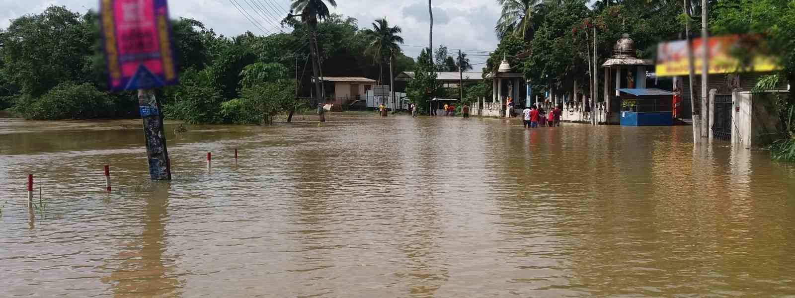 කැලණි ගඟේ පහත් බිම්වල ගංවතුර තත්ත්වයක්