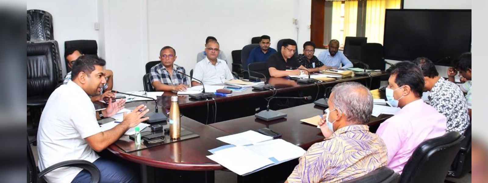 එළඹෙන සතියේ ඉන්ධන බෙදා හැරීම ගැන සාකච්ඡා..