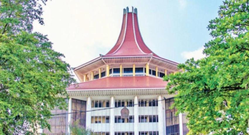 පොලිස්පති ශ්‍රේෂ්ඨාධිකරණය හමුවේ කණගාටුව කරයි