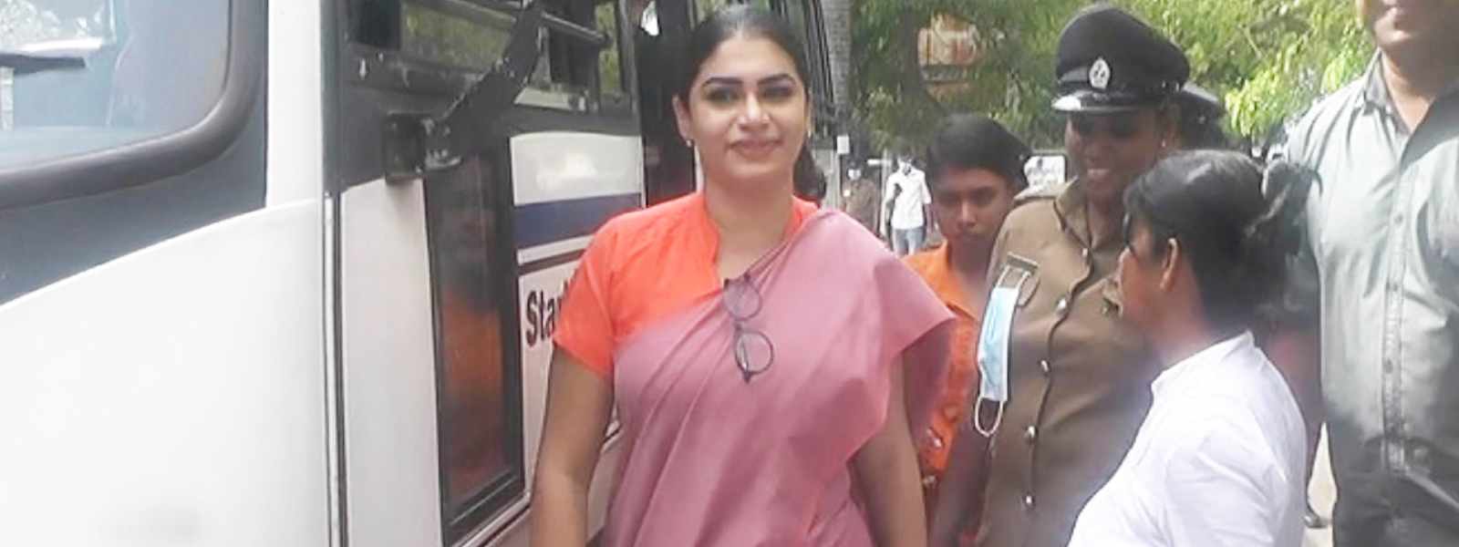 හිරුණිකා ඇතුළු 15 දෙනාට ඇප...