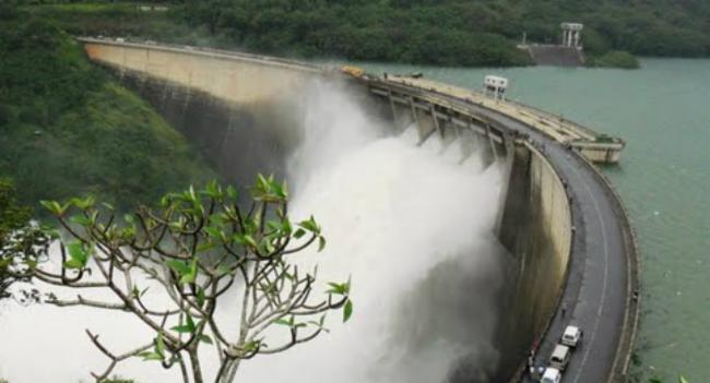 වික්ටෝරියා ජලාශයේ වාන් දොරටු 6ක් විවෘත වෙයි..