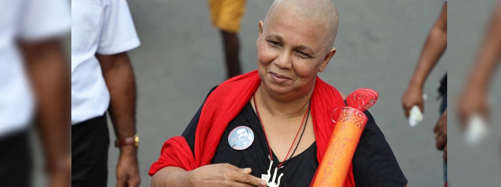 ලොව බලවත් කතුන් අතරට සන්ධ්‍යා එක්නැලිගොඩ