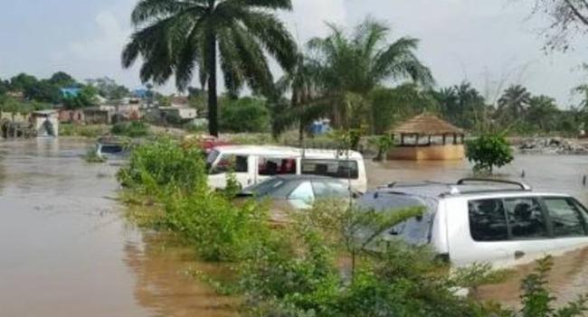 කොන්ගෝ රාජ්‍යට බලපෑ ගංවතුරින් දැඩි බලපෑම්..