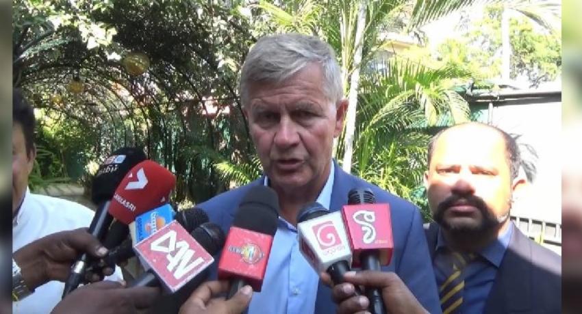 එරික් සොල්හයිම් හා මනෝ ගනේෂන් අතර සාකච්ඡාවක්