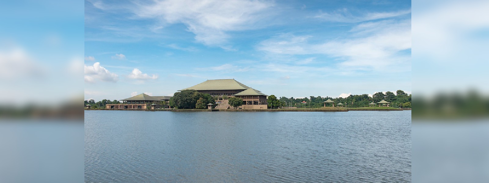 දියවන්නාවේ බෝට්ටුවක් පෙරළී පුද්ගලයෙක් අතුරුදන්