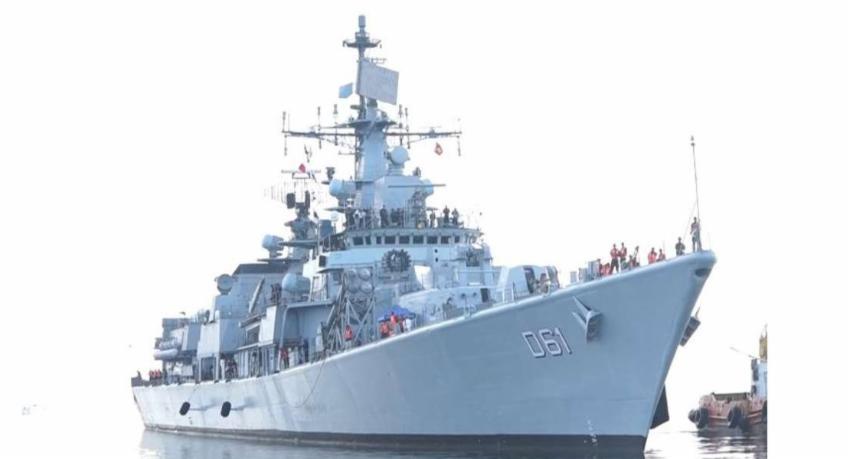 INS දිල්ලි නෞකාව ත්‍රීකුණාමලය වරායට..