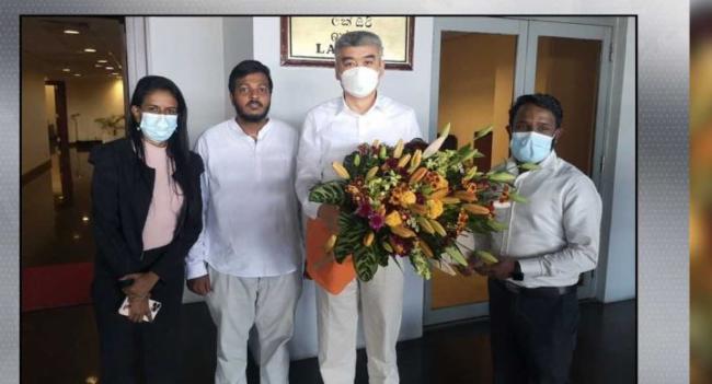 චීන උප අමාත්‍යවරයෙකු ඇතුළු පිරිසක් දිවයිනට