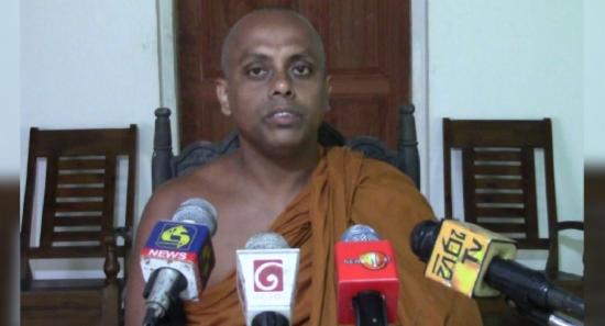 13 ට එරෙහිව මහ සඟ රුවන කොළඹදී විරෝධතාවක
