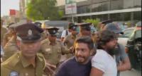 පොලිස් භාරයට ගත් සමාජ ක්‍රියාකාරීන් මුදා හැරේ...