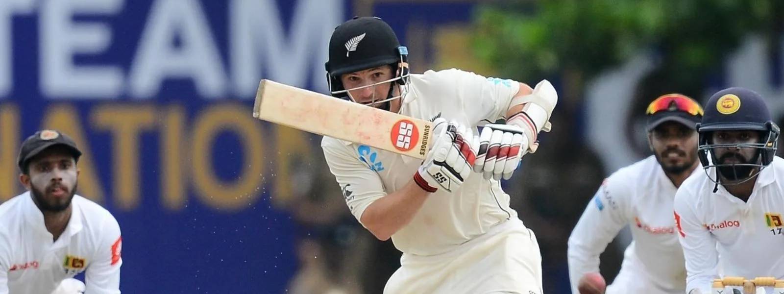 නවසීලන්තයට ලකුණු 285ක ඉලක්කයක්..