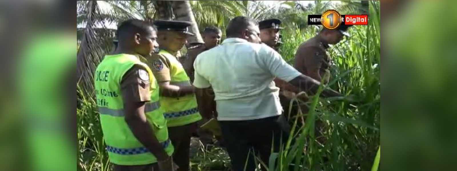 ඝාතනය කර වළ දැමූ ගම්පොල තරුණියගේ සිරුර ගොඩ ගනී