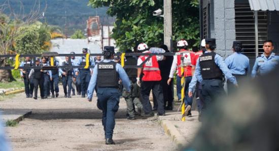 කාන්තා බන්ධනාගාරයක ගැටුමකින් 41ක් මරුට