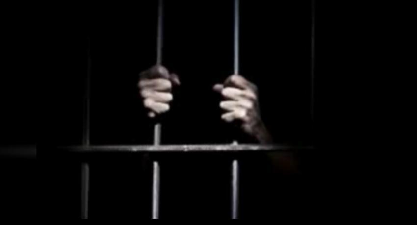 පොලිසියට අත්බෝම්බ ප්‍රහාරයක් එල්ලකළ දෙදෙනාරිමාන්ඩ්