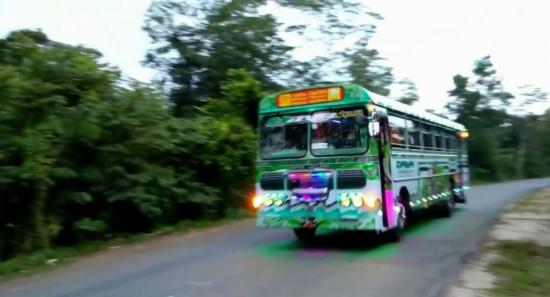 බලපත්‍ර කොන්දේසි කඩ කළ බස් රථ 58ක් අත්අඩංගුවට