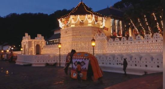 දළදා මාලිගාවේ අවසන් රන්දෝලි මහ පෙරහැර අගෝස්තු මස 8