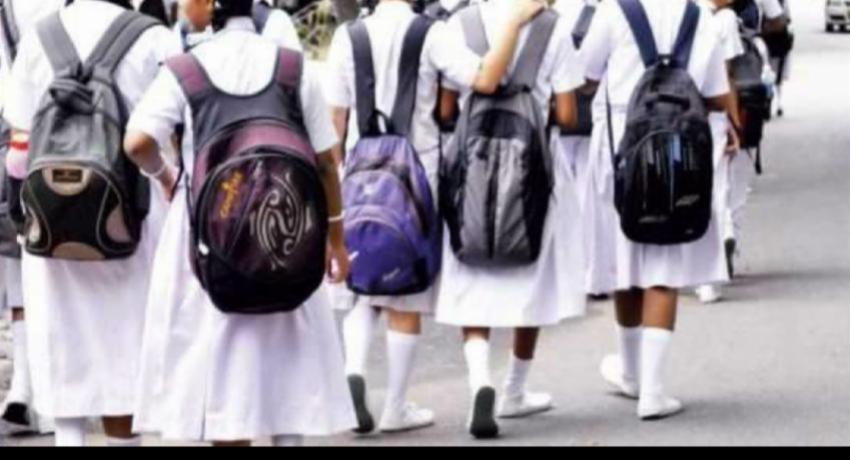 රජයේ පාසල්වල මුදල් අය කිරිමට අදාල පැමිණිලි ඉහළට