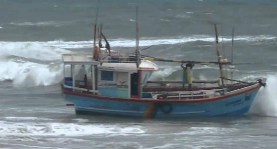 මාලදිවයිනේදී අත්අඩංගුවට ගත් ධීවරයින්ට මොකද වෙන්නේ?