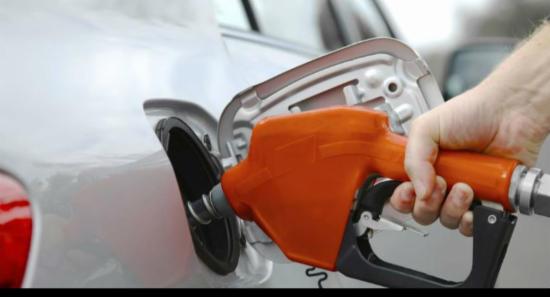 ඉන්ධන මිල ගණන් සංශෝධනය කෙරේ..