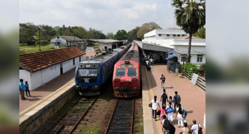 කාර්යාල දුම්රිය ධාවනය අද සිට සාමාන්‍ය තත්ත්වයට