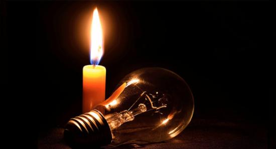 දිවයිනේ ප්‍රදේශ රැසක විදුලිය බිඳ වැටේ...