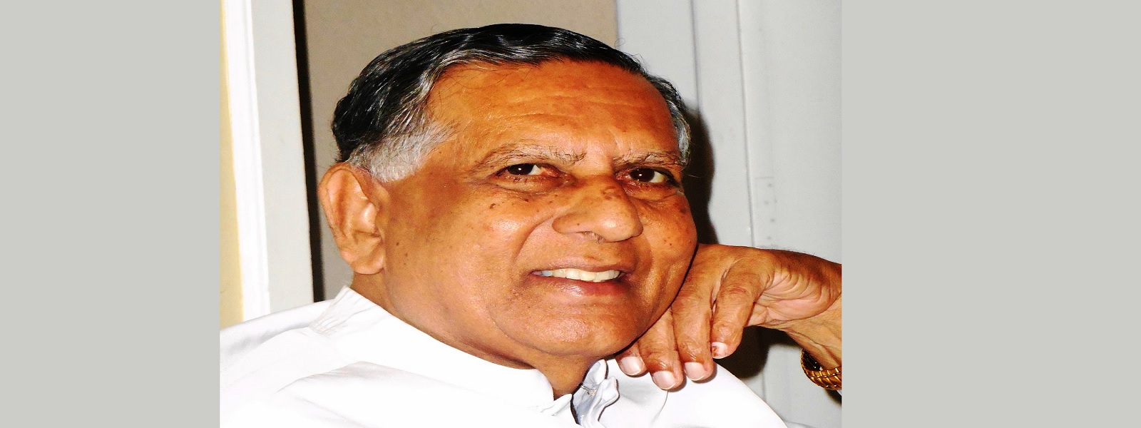 ஜோசப் மைக்கல் பெரேரா இராஜினாமா