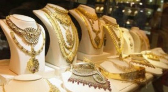 உலக சந்தையில் தங்கத்தின் விலை வீழ்ச்சி