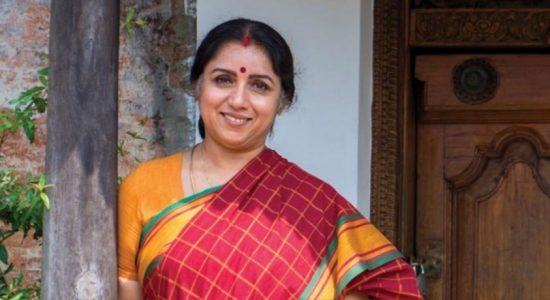 மஹி தான் என் உலகம், அவள்தான் என் வாழ்நாள் அடையாளம்