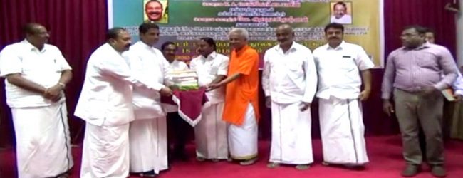 தமிழக அரசினால் 50,000 புத்தகங்கள் கையளிப்பு