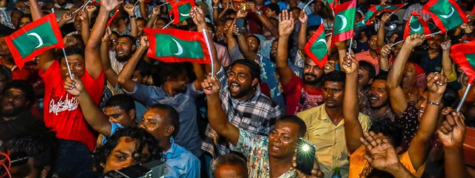 மாலைதீவின் சர்ச்சைக்குரிய ஜனாதிபதித் தேர்தல் நாளை
