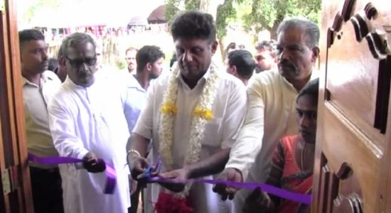 முல்லைத்தீவில் நிர்மாணிக்கப்பட்ட வீடுகள் கையளிப்பு