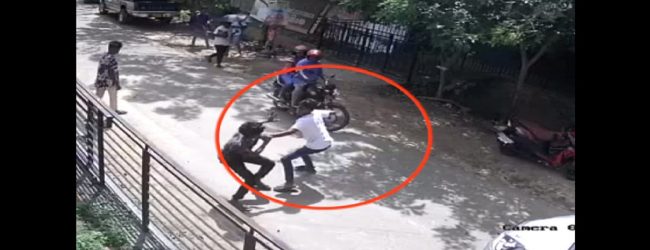 மாத்தறையில் 19 வயது மாணவர் கத்தியால் குத்திக்கொலை
