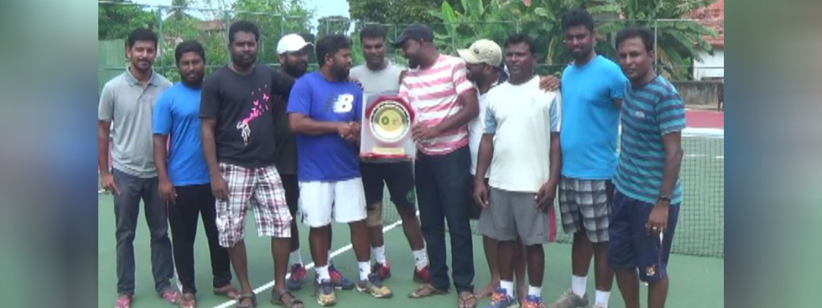 மட்டக்களப்பு மாவட்ட சவால் கிண்ண டென்னிஸ் சமர்