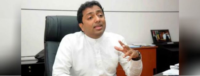 கர்ப்பிணி ஆசிரியைகளின் ஆடைகள்: அதிபர்கள் எதிர்ப்பு